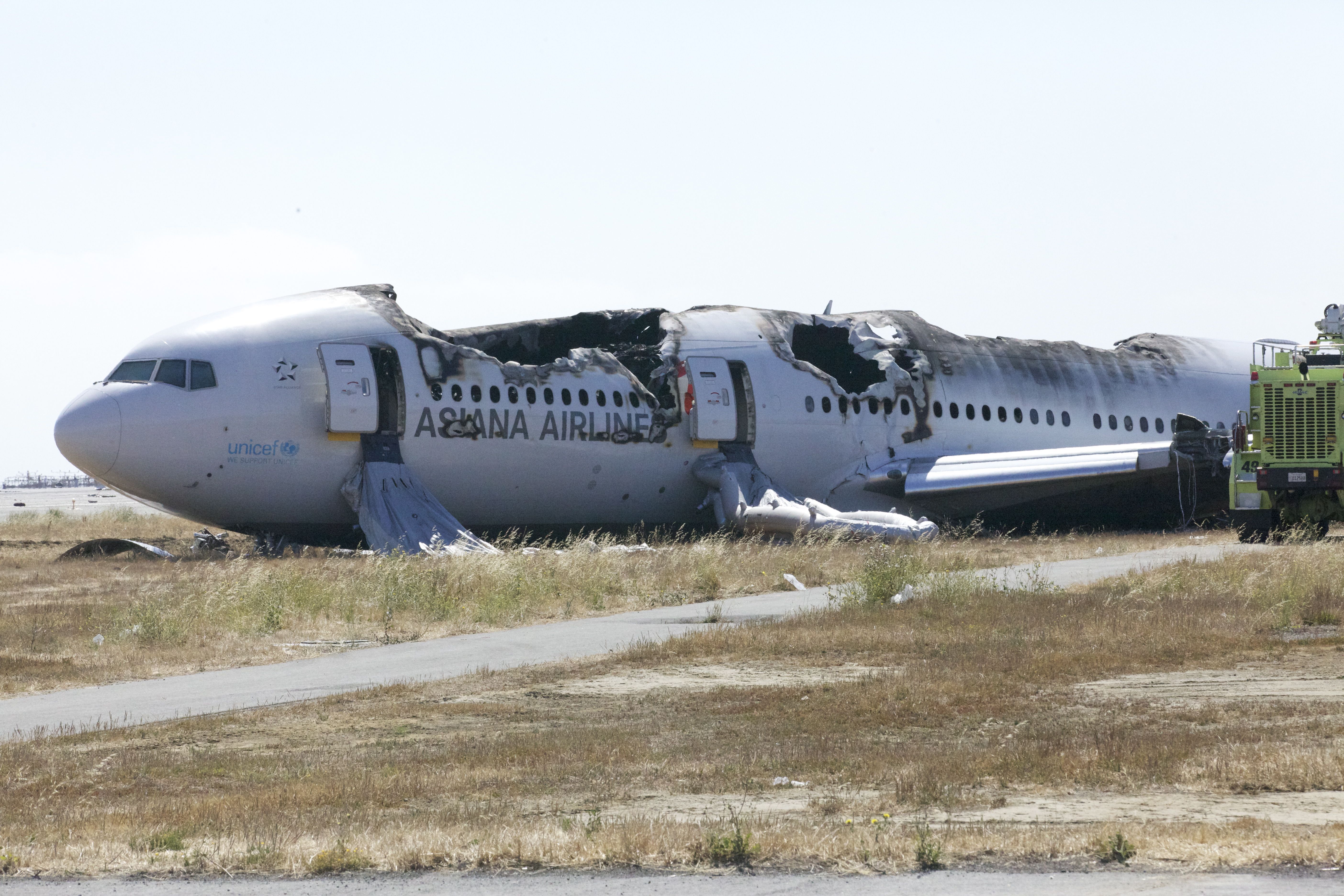 6 Aviation Accidents Caused by Pilot Error
